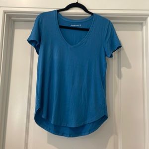 v neck blue tee